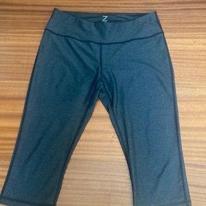 Z by Zella Capri Leggings